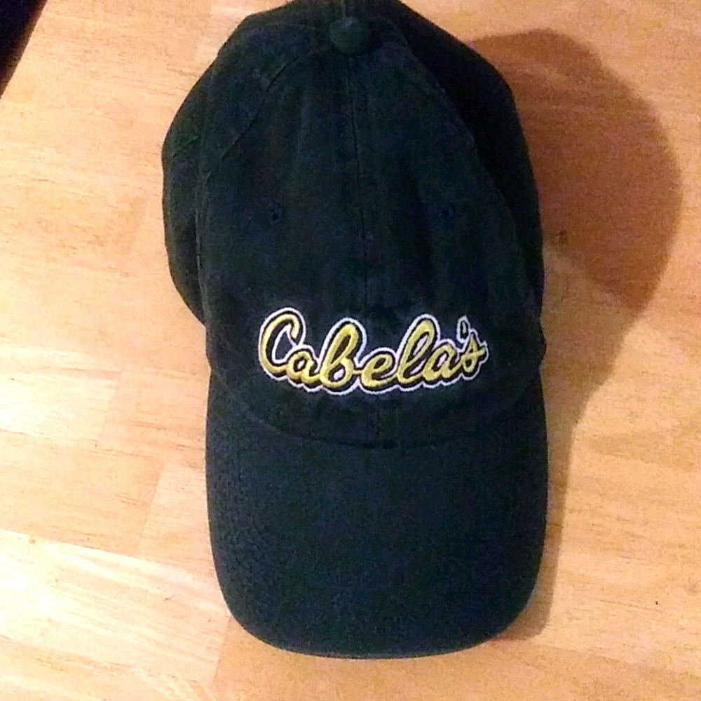 Cabellas cap